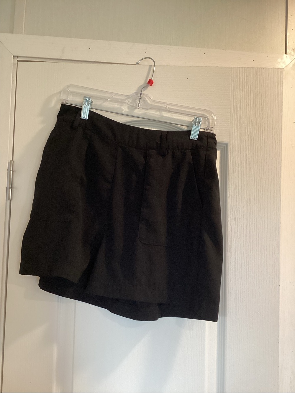 a new day Black Women's Shorts with Front Pockets EUC